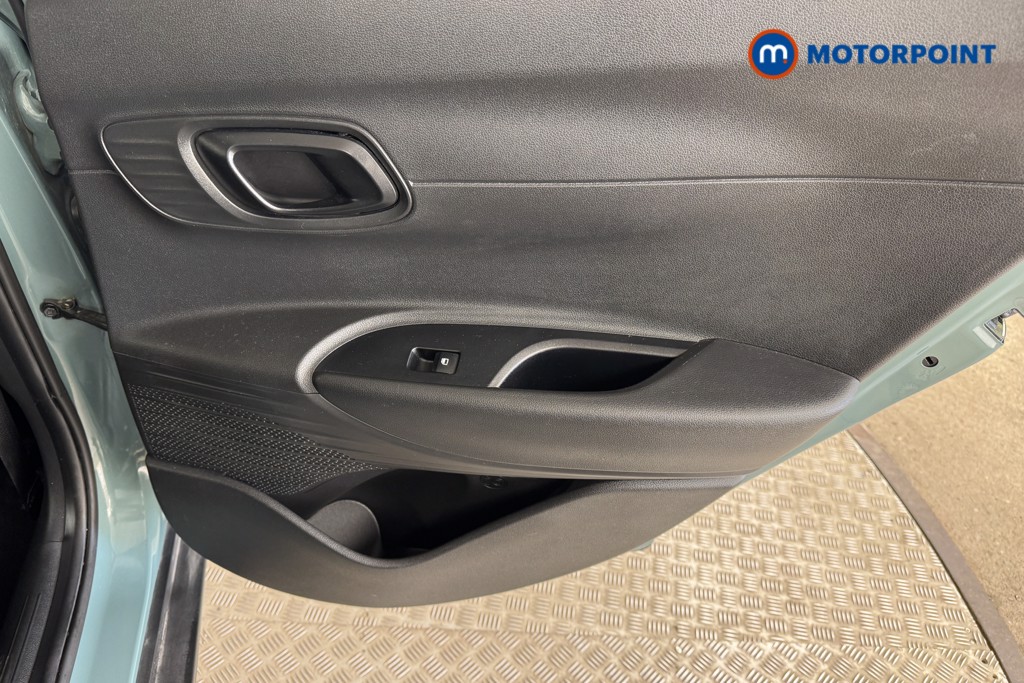 Hyundai Bayon Se Connect Automatic Petrol-Electric Hybrid SUV - Stock Number (1537091) - 15th supplementary image