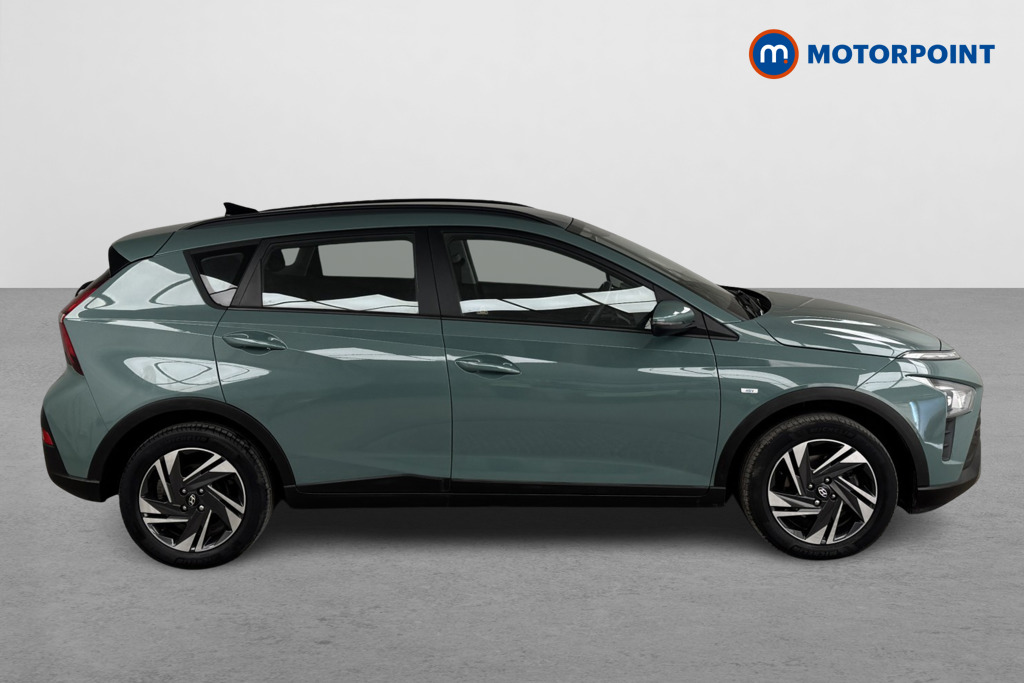 Hyundai Bayon Se Connect Automatic Petrol-Electric Hybrid SUV - Stock Number (1537091) - Drivers side