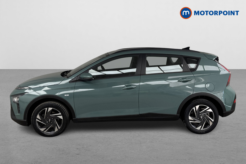 Hyundai Bayon Se Connect Automatic Petrol-Electric Hybrid SUV - Stock Number (1537091) - Passenger side