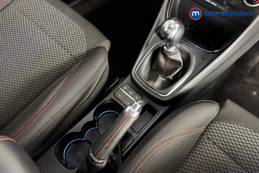 Ford Puma St-Line Manual Petrol-Electric Hybrid SUV - Stock Number (1537973) - 9th supplementary image