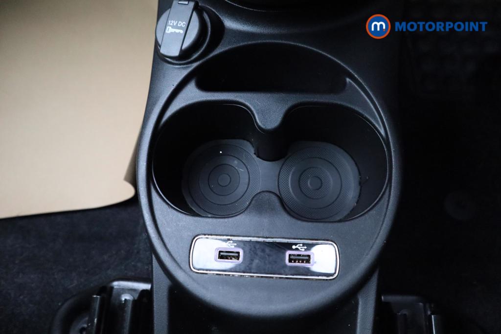 Fiat 500 Dolcevita Manual Petrol-Electric Hybrid Hatchback - Stock Number (1538524) - 13th supplementary image