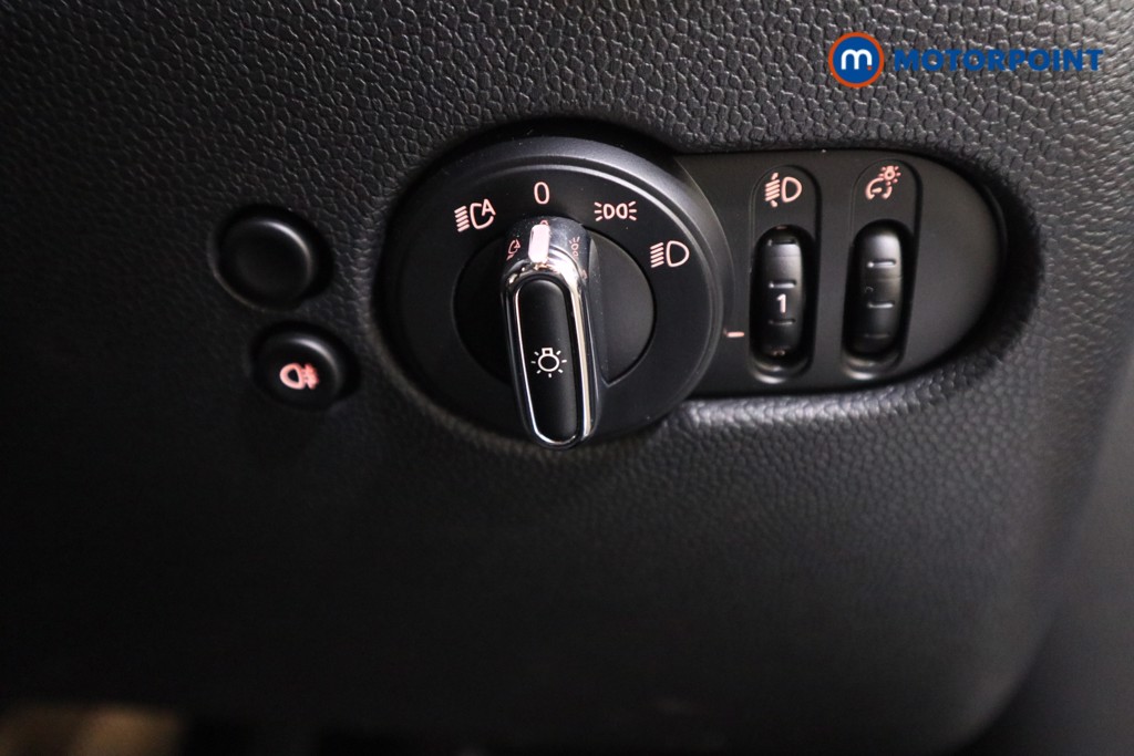 Mini Hatchback Cooper Classic Manual Petrol Hatchback - Stock Number (1538974) - 10th supplementary image