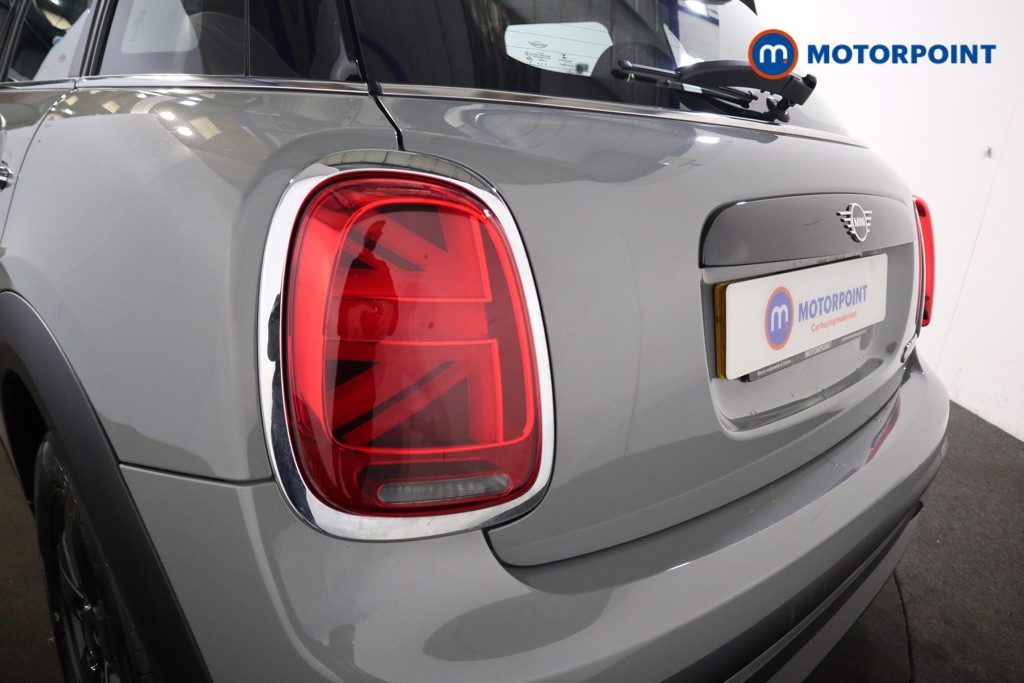 Mini Hatchback Cooper Classic Manual Petrol Hatchback - Stock Number (1538974) - 22nd supplementary image