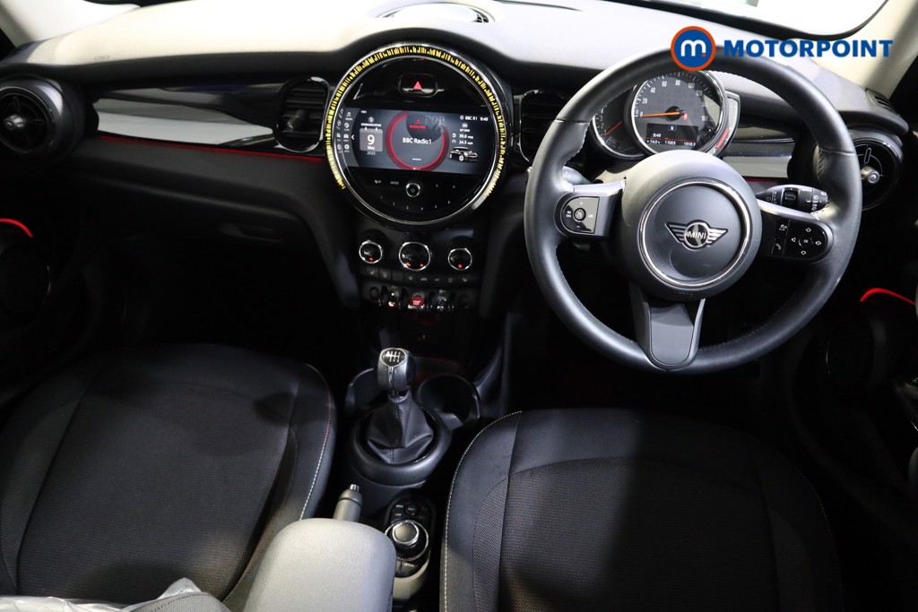 Mini Hatchback Cooper Classic Manual Petrol Hatchback - Stock Number (1538974) - 1st supplementary image