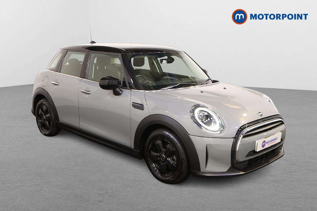 Mini Hatchback Cooper Classic Manual Petrol Hatchback - Stock Number (1538974) - Drivers side front corner