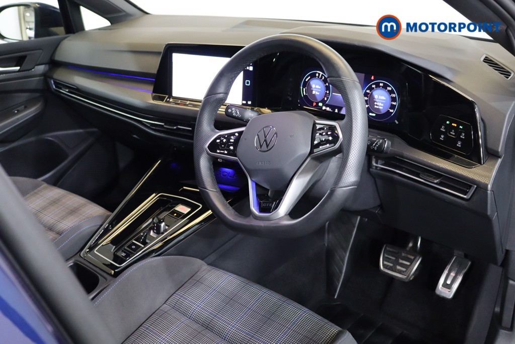 Volkswagen Golf GTE Automatic Petrol Plug-In Hybrid Hatchback - Stock Number (1539126) - 1st supplementary image