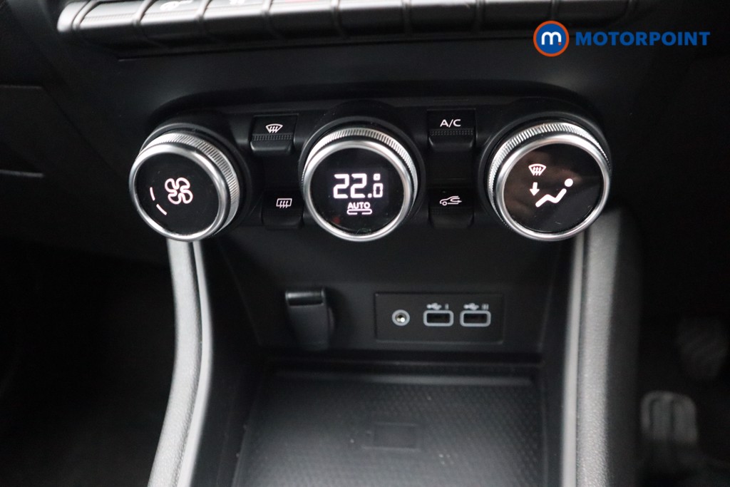 Renault Captur Techno Manual Petrol SUV - Stock Number (1539345) - 11th supplementary image