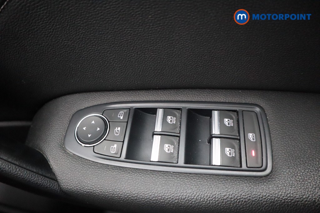 Renault Captur Techno Manual Petrol SUV - Stock Number (1539345) - 18th supplementary image