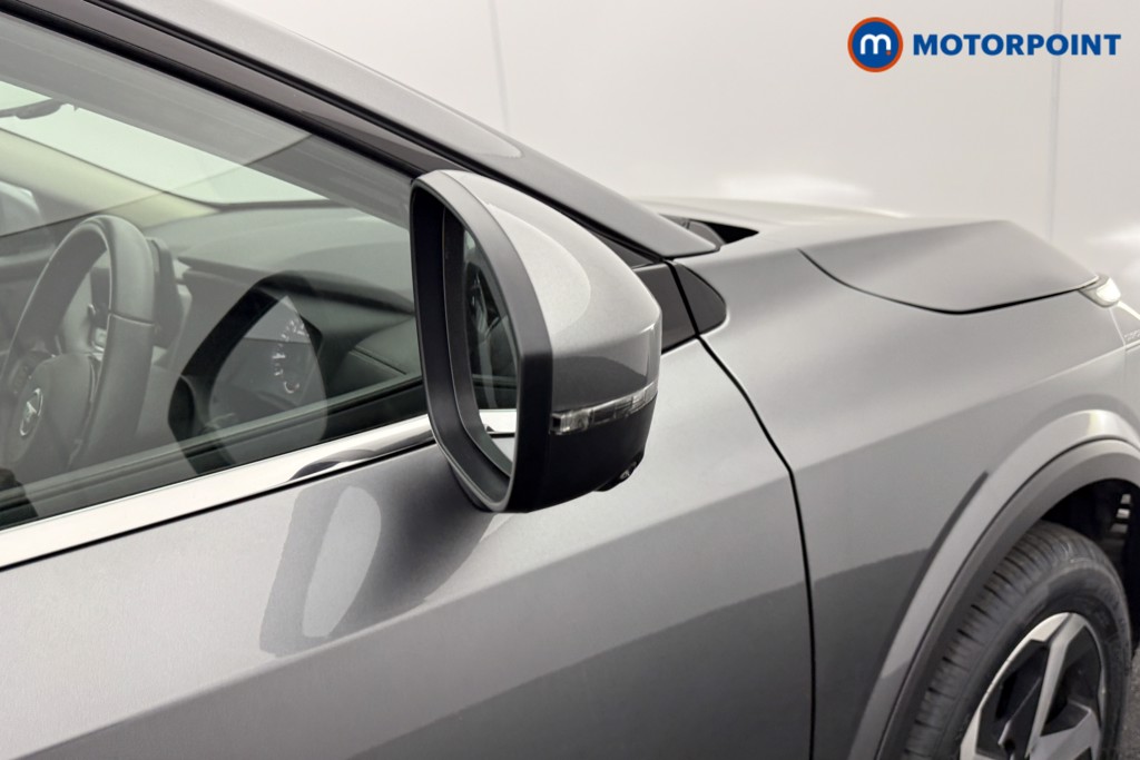 Nissan Qashqai N-Connecta Manual Petrol SUV - Stock Number (1539363) - 18th supplementary image