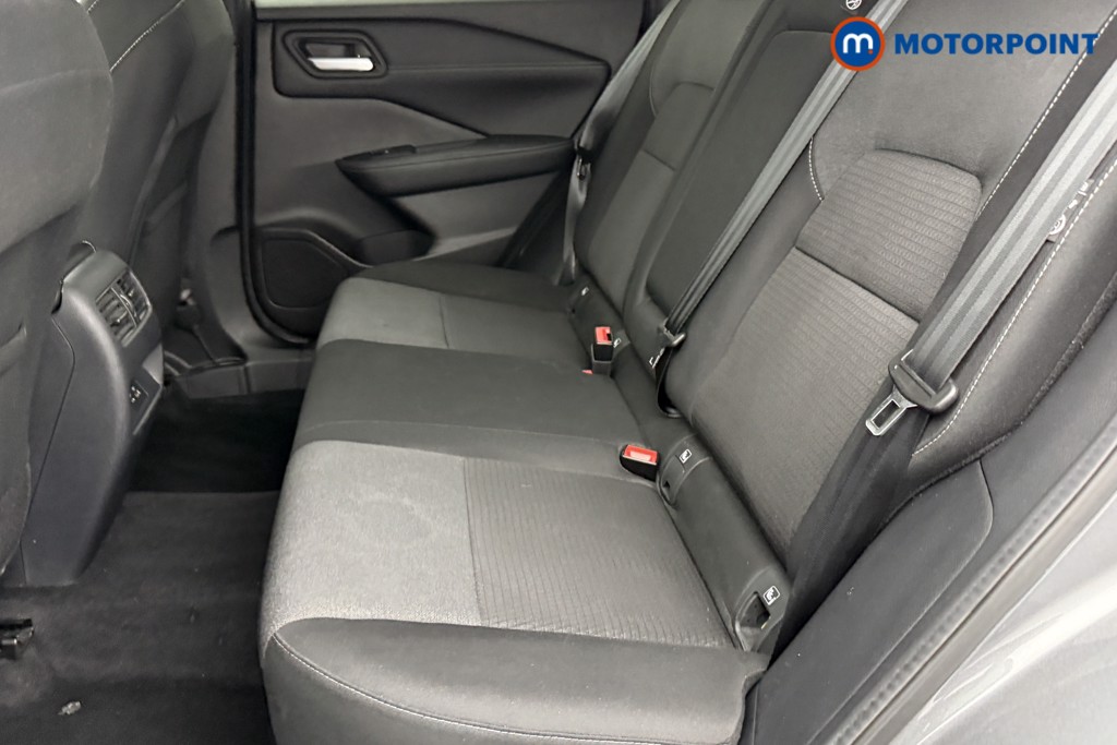Nissan Qashqai N-Connecta Manual Petrol SUV - Stock Number (1539363) - 22nd supplementary image
