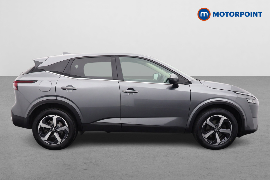 Nissan Qashqai N-Connecta Manual Petrol SUV - Stock Number (1539363) - Drivers side