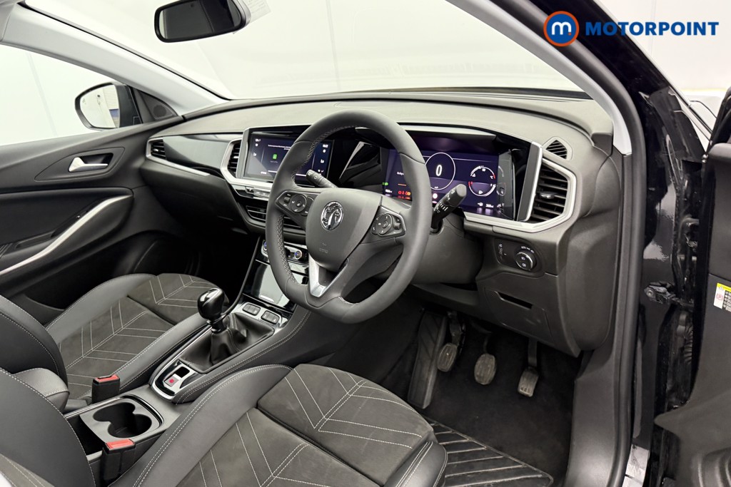 Vauxhall Grandland Ultimate Manual Petrol SUV - Stock Number (1539925) - 4th supplementary image