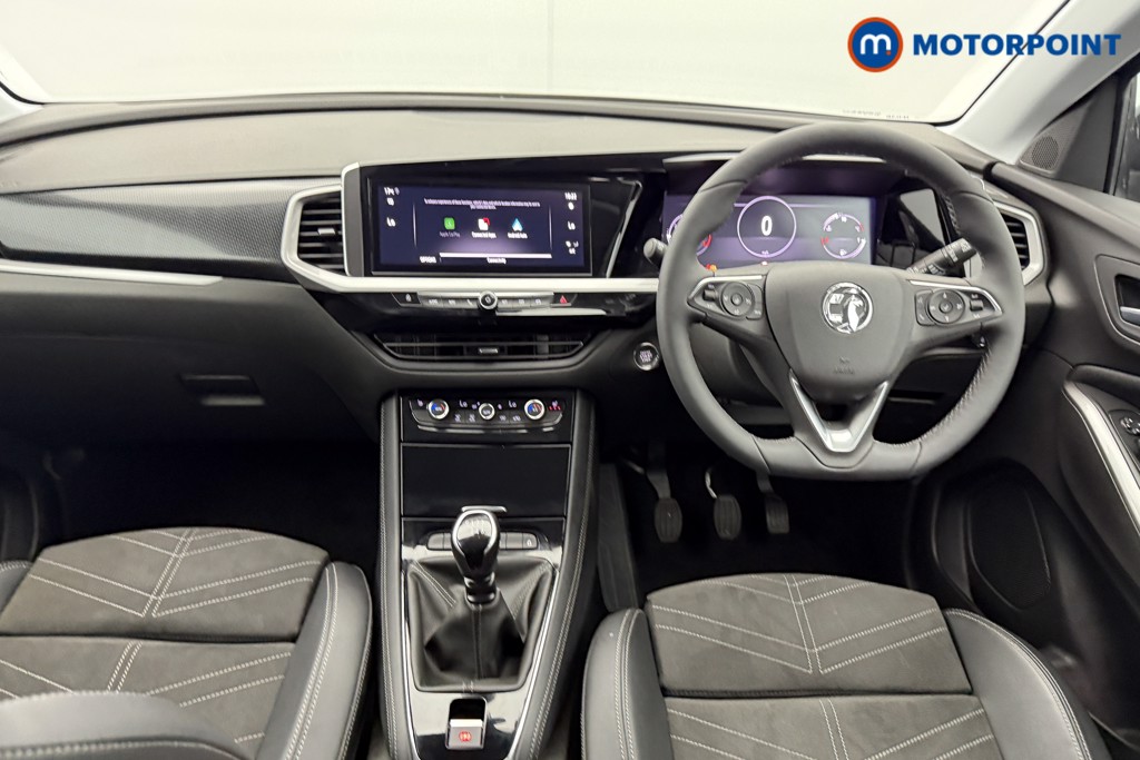 Vauxhall Grandland Ultimate Manual Petrol SUV - Stock Number (1539925) - 1st supplementary image