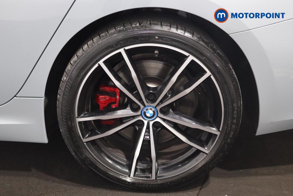 BMW 3 Series M Sport Automatic Petrol Plug-In Hybrid Estate - Stock Number (1539974) - 23rd supplementary image