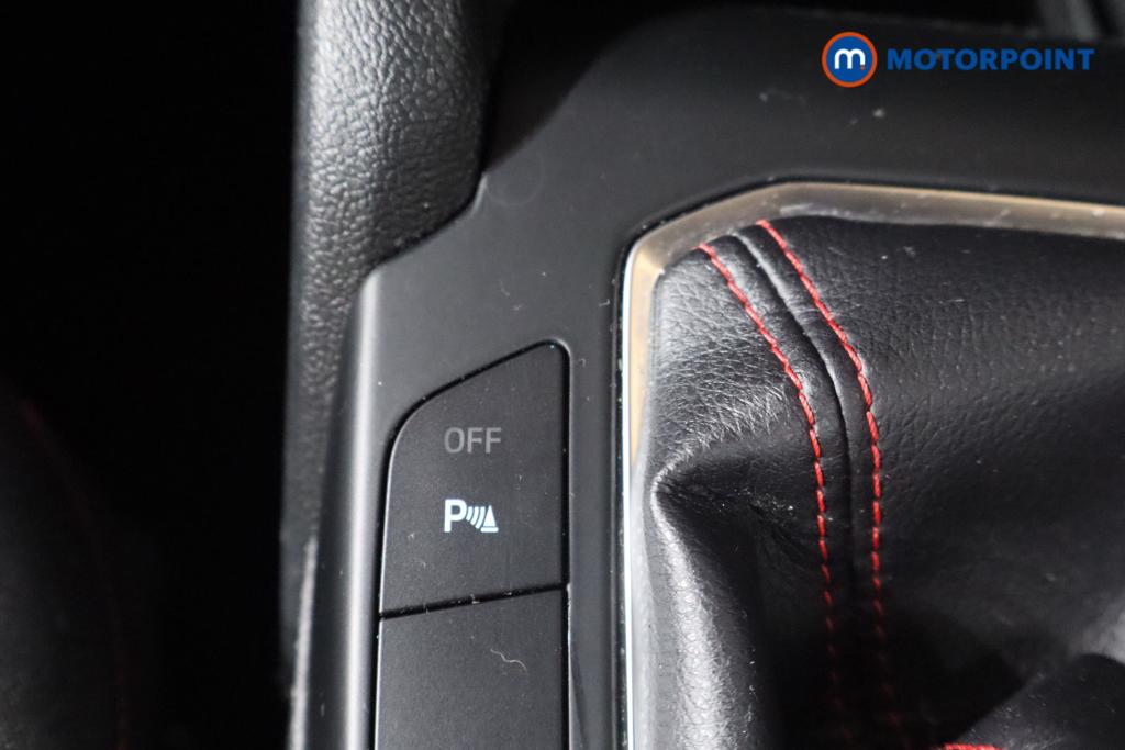 Ford Focus St-Line Edition Manual Petrol-Electric Hybrid Hatchback - Stock Number (1540524) - 13th supplementary image