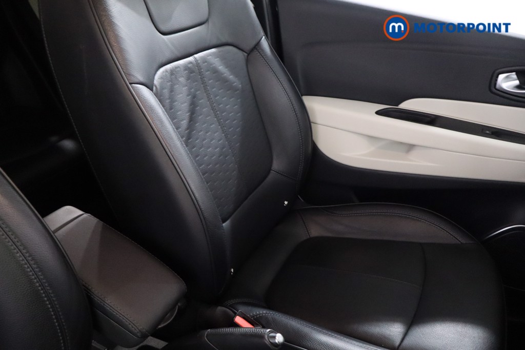 Renault Captur Gt Line Manual Petrol SUV - Stock Number (1541302) - 25th supplementary image