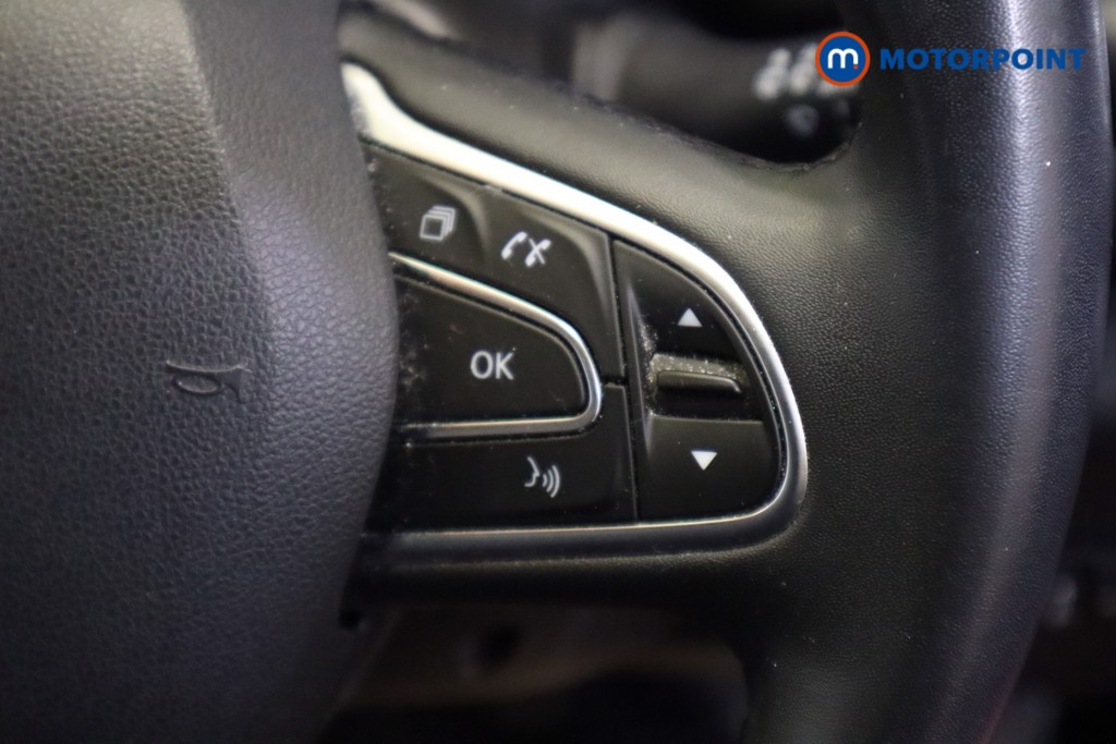 Renault Kadjar Iconic Manual Petrol SUV - Stock Number (1541336) - 9th supplementary image