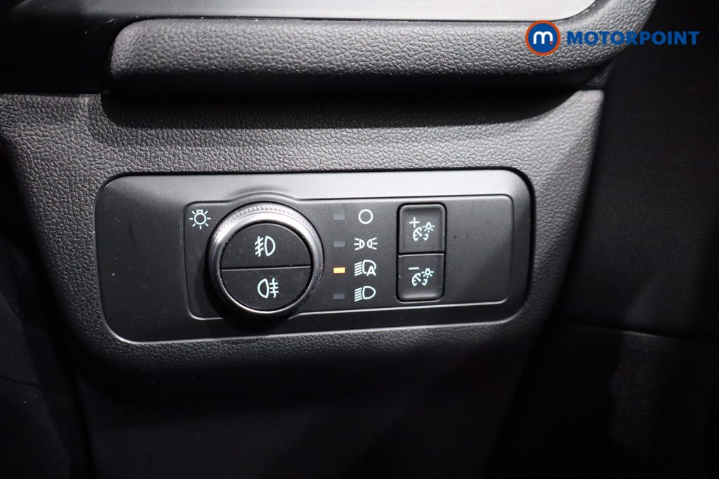 Ford Kuga Titanium First Edition Manual Diesel-Electric Hybrid SUV - Stock Number (1541963) - 18th supplementary image