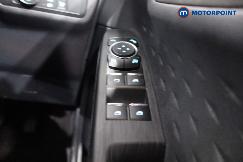 Ford Kuga Titanium First Edition Manual Diesel-Electric Hybrid SUV - Stock Number (1541963) - 19th supplementary image