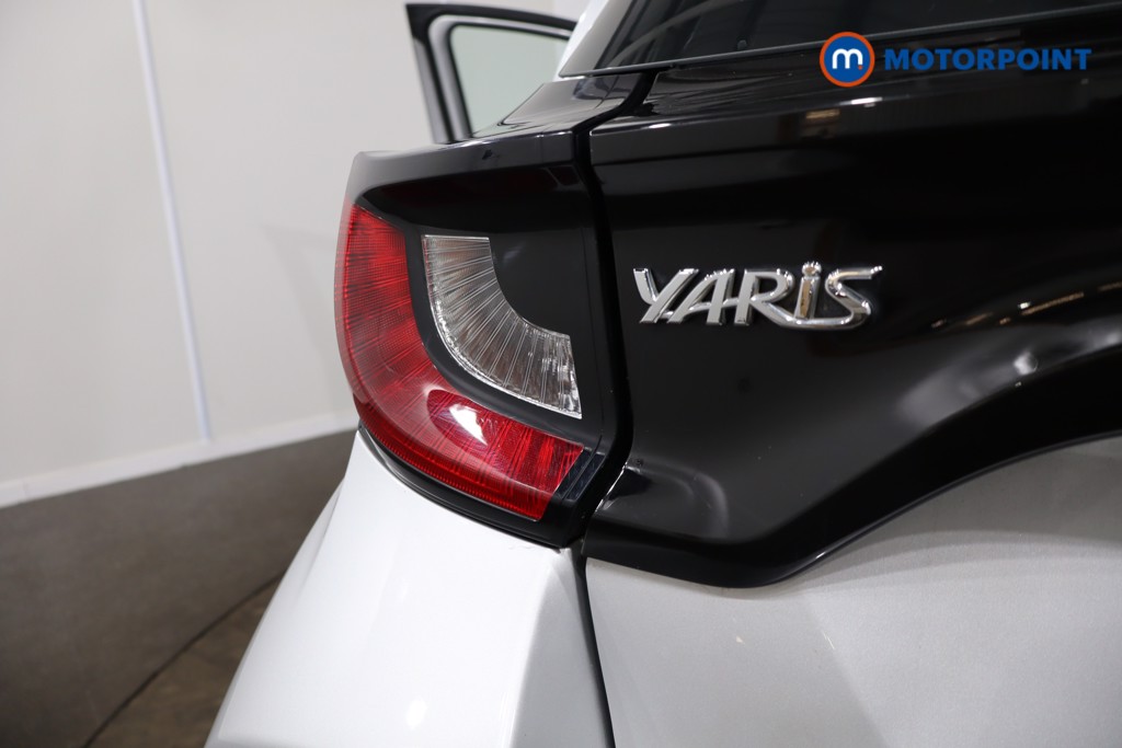 Toyota Yaris Icon Automatic Petrol-Electric Hybrid Hatchback - Stock Number (1542153) - 25th supplementary image