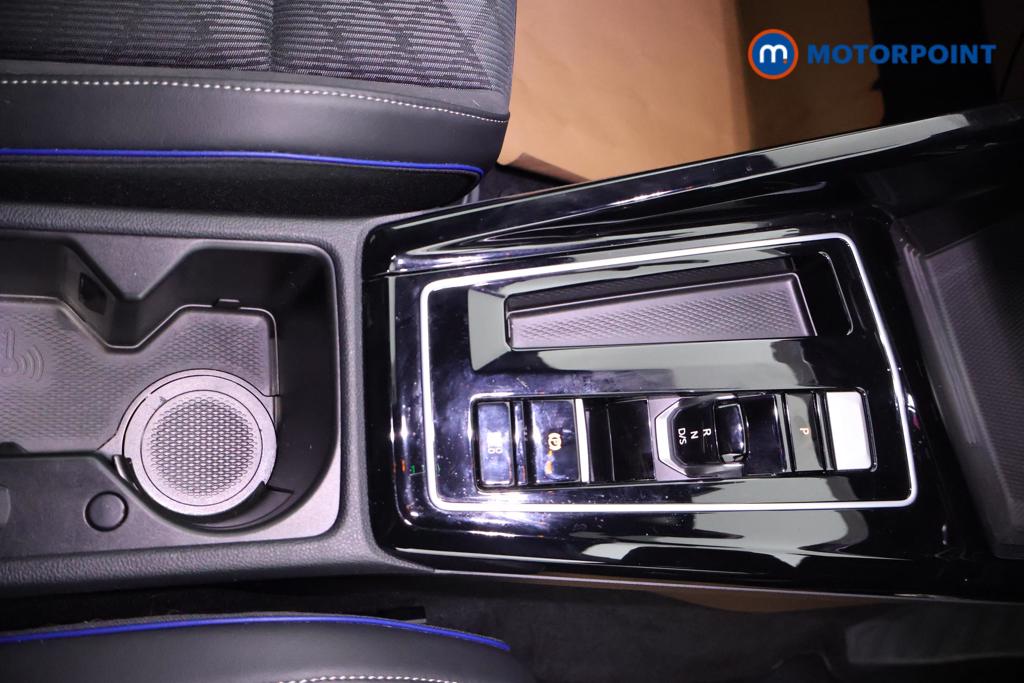 Volkswagen Golf R-Line Automatic Diesel Hatchback - Stock Number (1542399) - 6th supplementary image