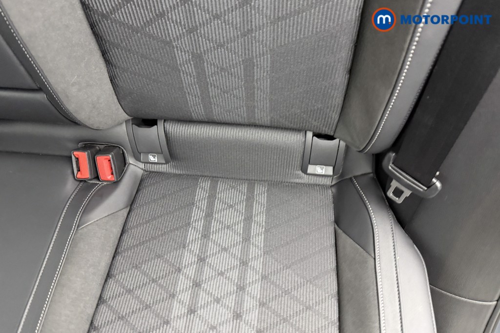Volkswagen Golf R-Line Automatic Diesel Hatchback - Stock Number (1542400) - 22nd supplementary image