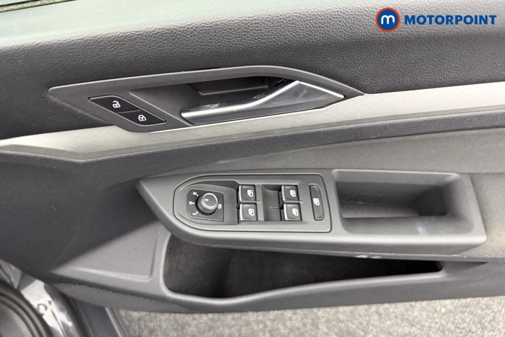 Volkswagen Golf Life Manual Diesel Hatchback - Stock Number (1542479) - 16th supplementary image