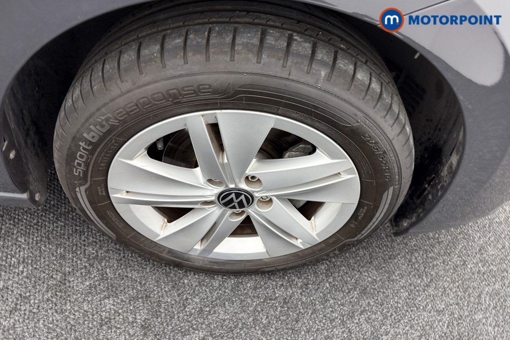 Volkswagen Golf Life Manual Diesel Hatchback - Stock Number (1542479) - 31st supplementary image