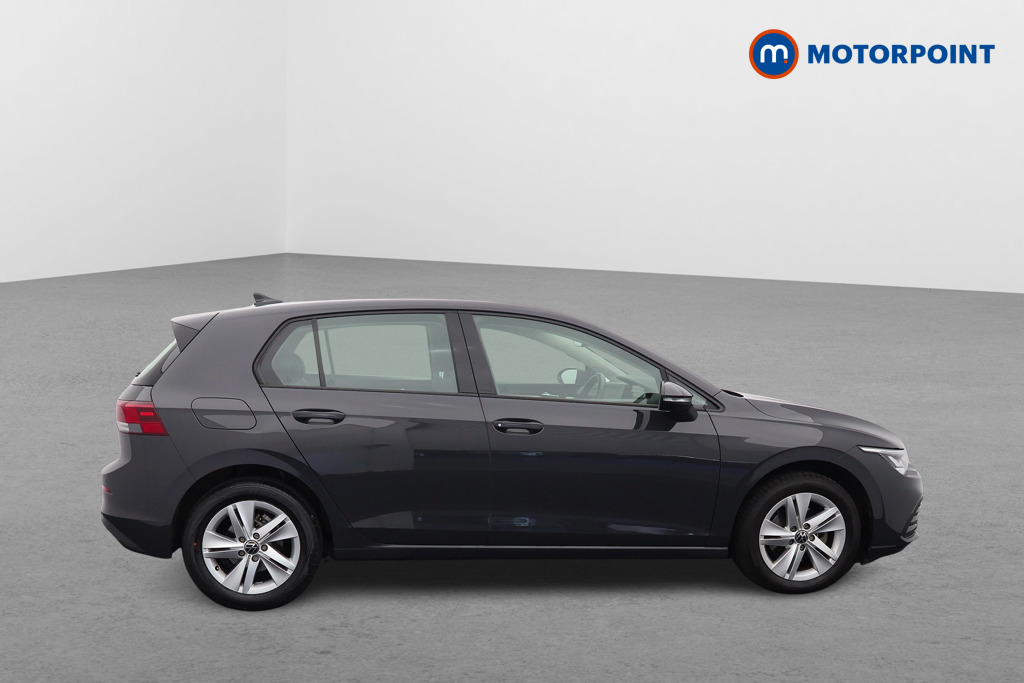 Volkswagen Golf Life Manual Diesel Hatchback - Stock Number (1542479) - Drivers side rear corner