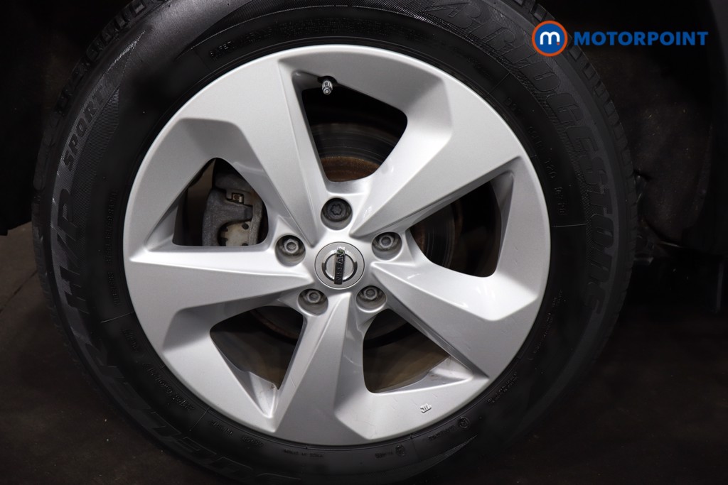 Nissan Qashqai Acenta Premium Manual Petrol SUV - Stock Number (1542564) - 12th supplementary image