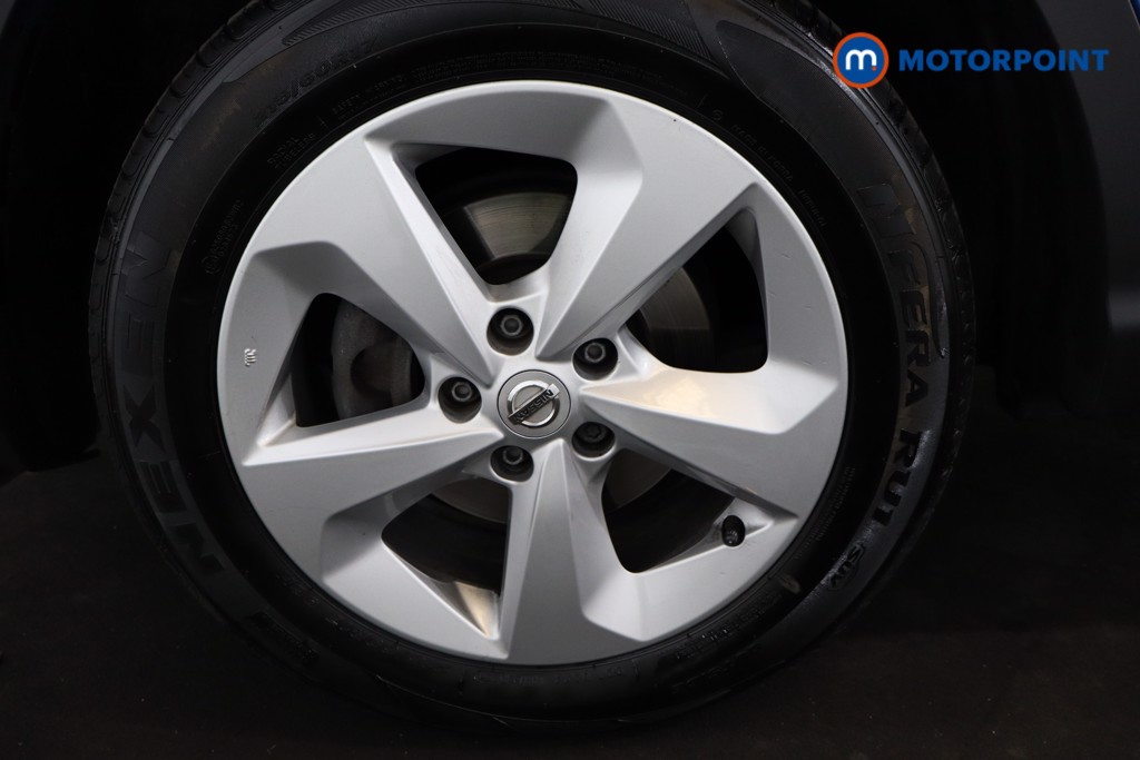 Nissan Qashqai Acenta Premium Manual Petrol SUV - Stock Number (1542564) - 14th supplementary image