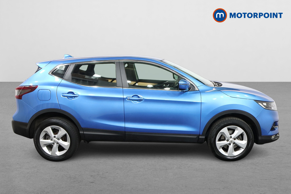 Nissan Qashqai Acenta Premium Manual Petrol SUV - Stock Number (1542564) - Drivers side