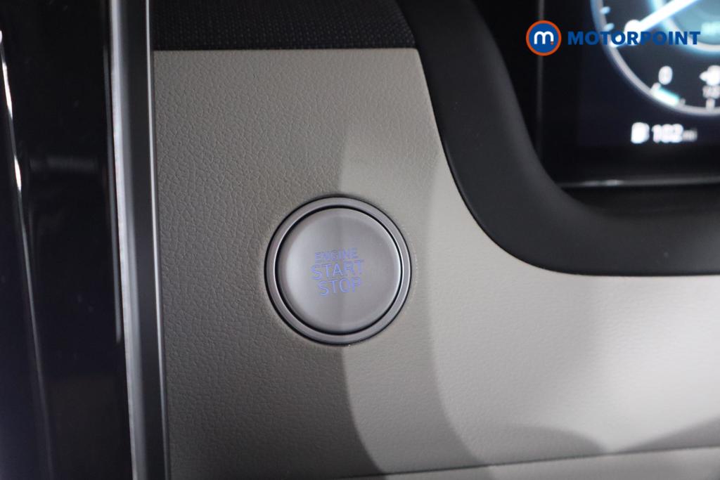Hyundai Tucson Ultimate Automatic Petrol-Electric Hybrid SUV - Stock Number (1542684) - 9th supplementary image