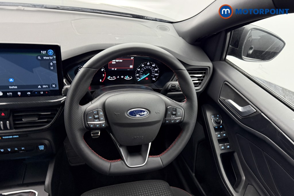 Ford Focus St-Line Manual Petrol-Electric Hybrid Hatchback - Stock Number (1543210) - 3rd supplementary image