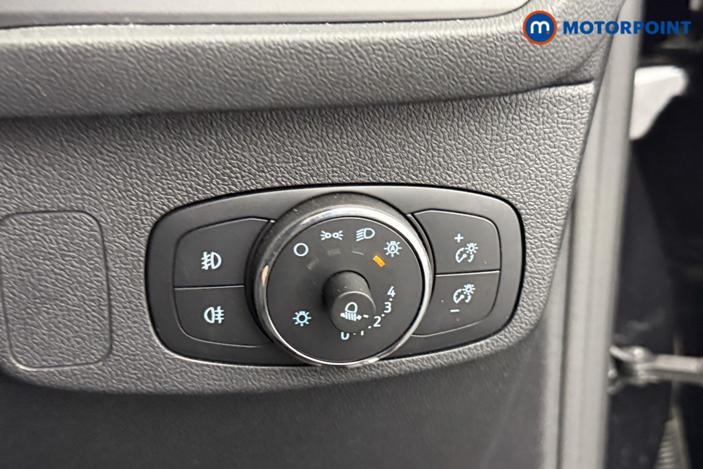 Ford Focus St-Line Manual Petrol-Electric Hybrid Hatchback - Stock Number (1543210) - 14th supplementary image