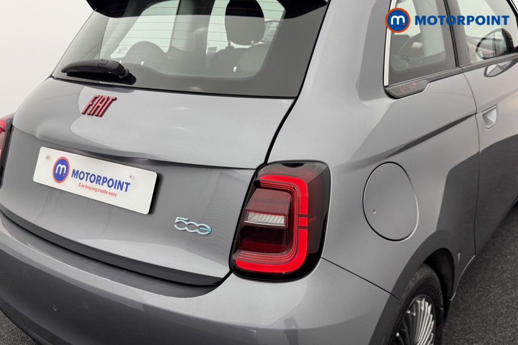 Fiat 500 RED Automatic Electric Hatchback - Stock Number (1543222) - 23rd supplementary image