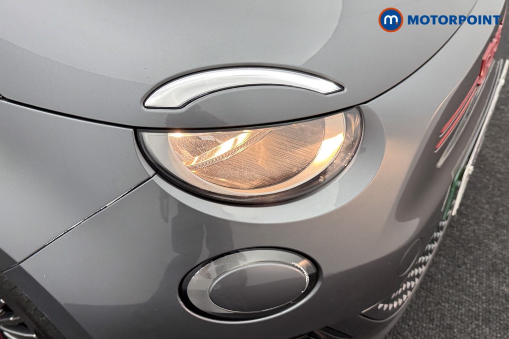 Fiat 500 RED Automatic Electric Hatchback - Stock Number (1543222) - 24th supplementary image
