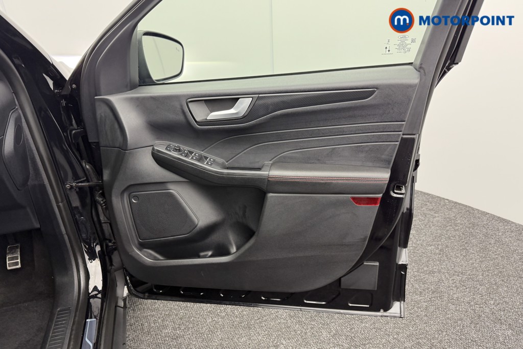 Ford Kuga Black Package Edition Automatic Petrol Plug-In Hybrid SUV - Stock Number (1543231) - 18th supplementary image