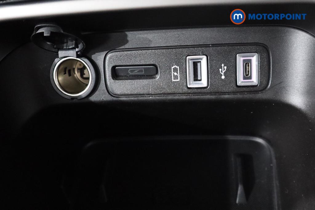 Jeep Avenger Altitude Manual Petrol SUV - Stock Number (1543256) - 5th supplementary image