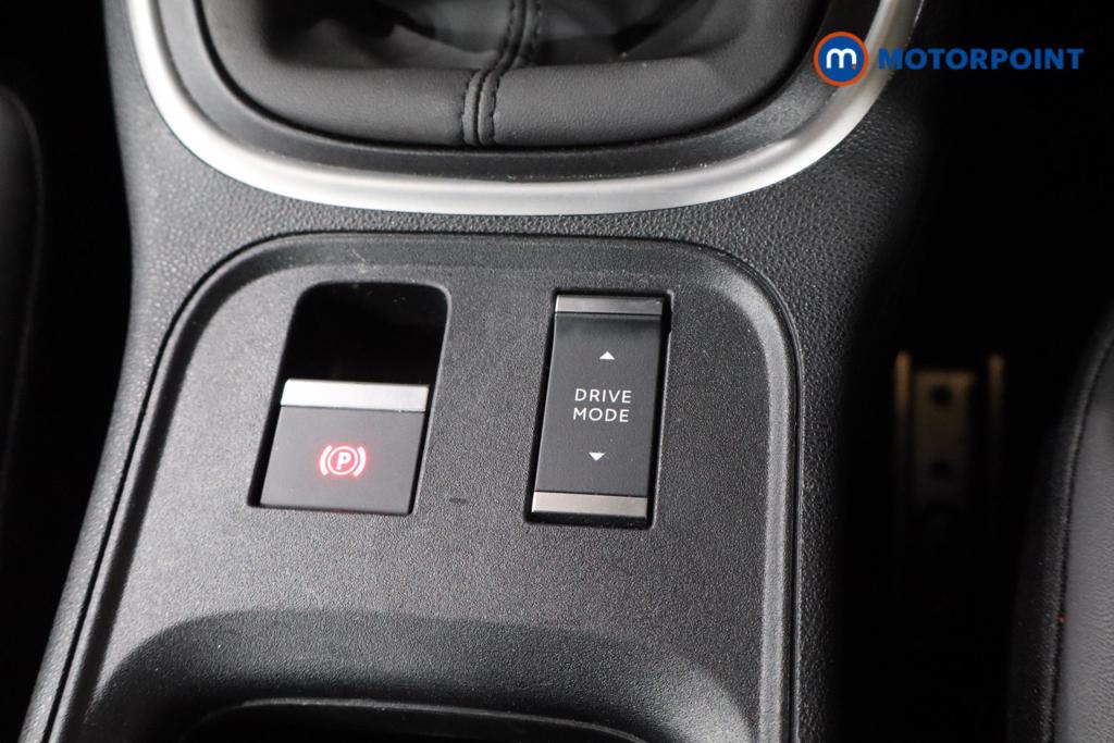 Jeep Avenger Altitude Manual Petrol SUV - Stock Number (1543256) - 7th supplementary image