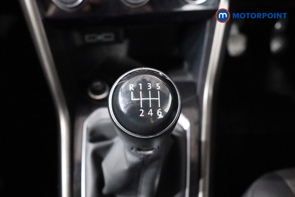 Volkswagen T-Roc SE Manual Petrol SUV - Stock Number (1543278) - 14th supplementary image