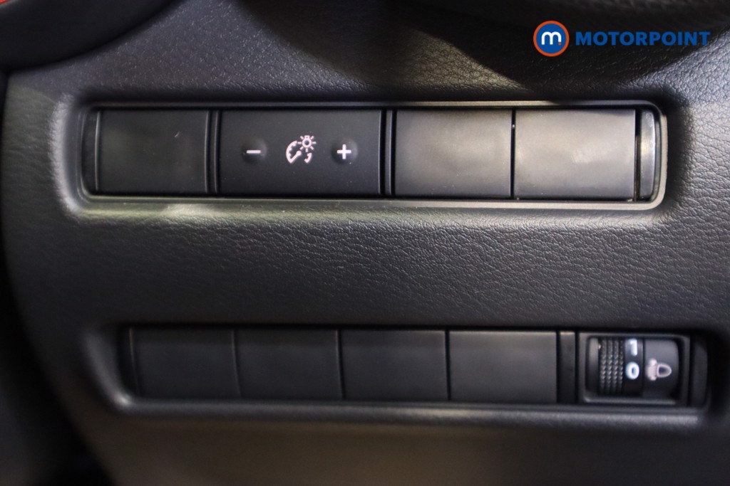 Nissan Juke N-Connecta Automatic Petrol-Electric Hybrid SUV - Stock Number (1543311) - 8th supplementary image