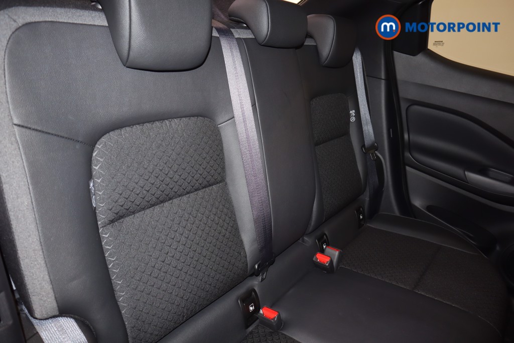 Nissan Juke N-Connecta Automatic Petrol-Electric Hybrid SUV - Stock Number (1543311) - 14th supplementary image