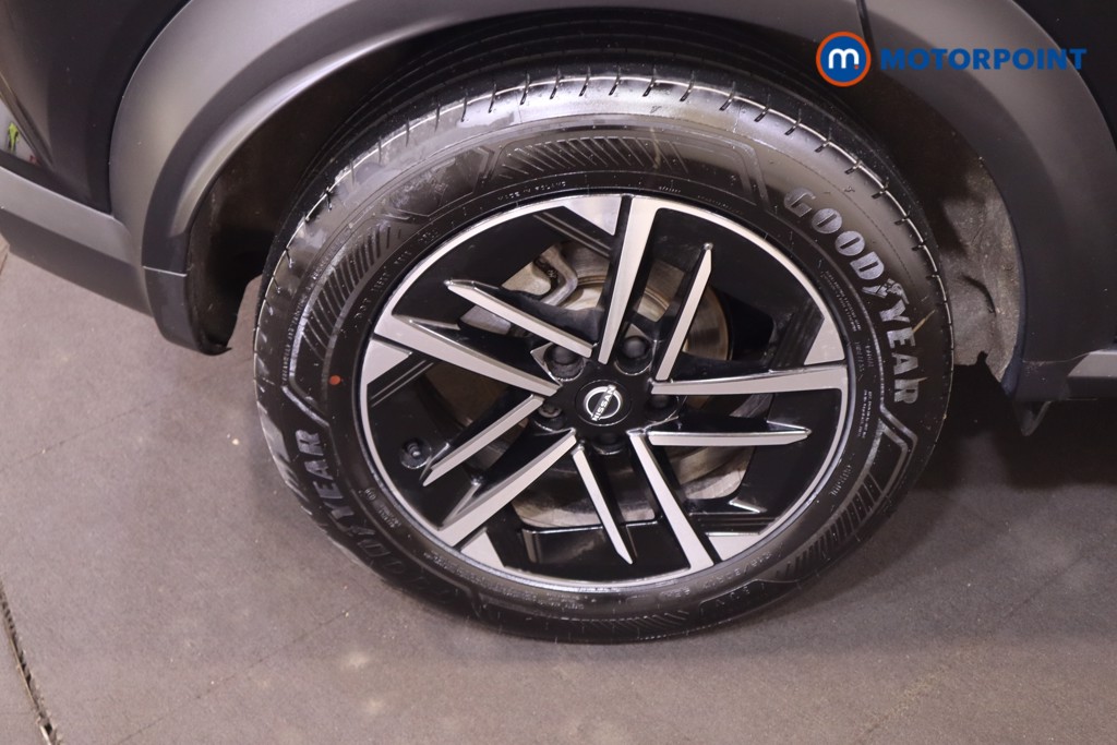 Nissan Juke N-Connecta Automatic Petrol-Electric Hybrid SUV - Stock Number (1543311) - 16th supplementary image