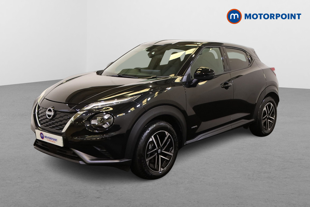 Nissan Juke N-Connecta Automatic Petrol-Electric Hybrid SUV - Stock Number (1543311) - Passenger side front corner