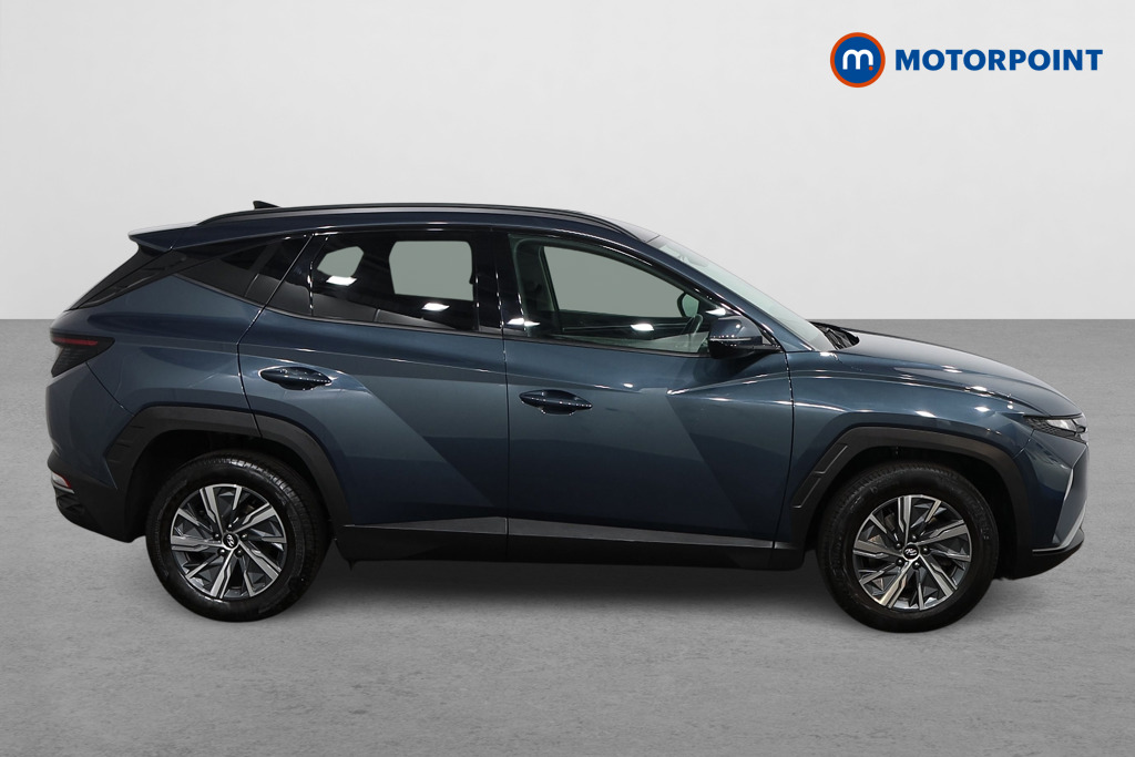 Hyundai Tucson Se Connect Manual Petrol SUV - Stock Number (1543352) - Drivers side