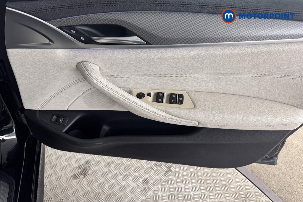 BMW 5 Series M Sport Automatic Petrol Estate - Stock Number (1543359) - 14th supplementary image