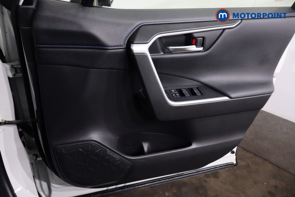 Toyota Rav4 Dynamic Automatic Petrol-Electric Hybrid SUV - Stock Number (1543567) - 23rd supplementary image