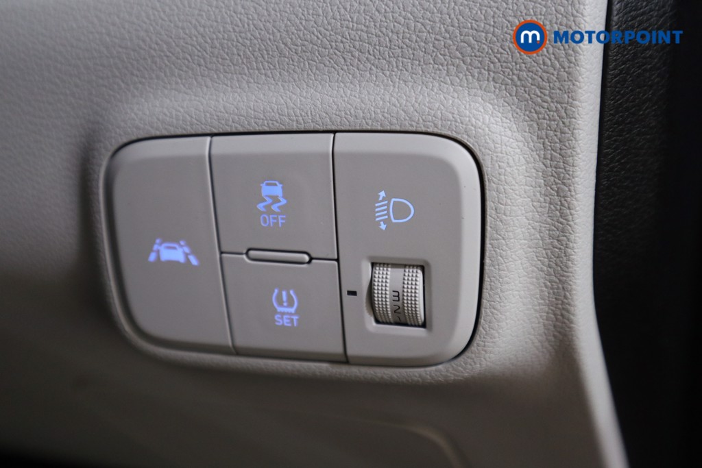 Hyundai I10 Premium Automatic Petrol Hatchback - Stock Number (1543629) - 9th supplementary image