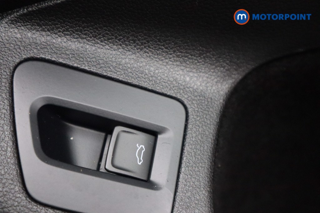 Volkswagen Arteon R-Line Automatic Petrol Estate - Stock Number (1543780) - 16th supplementary image